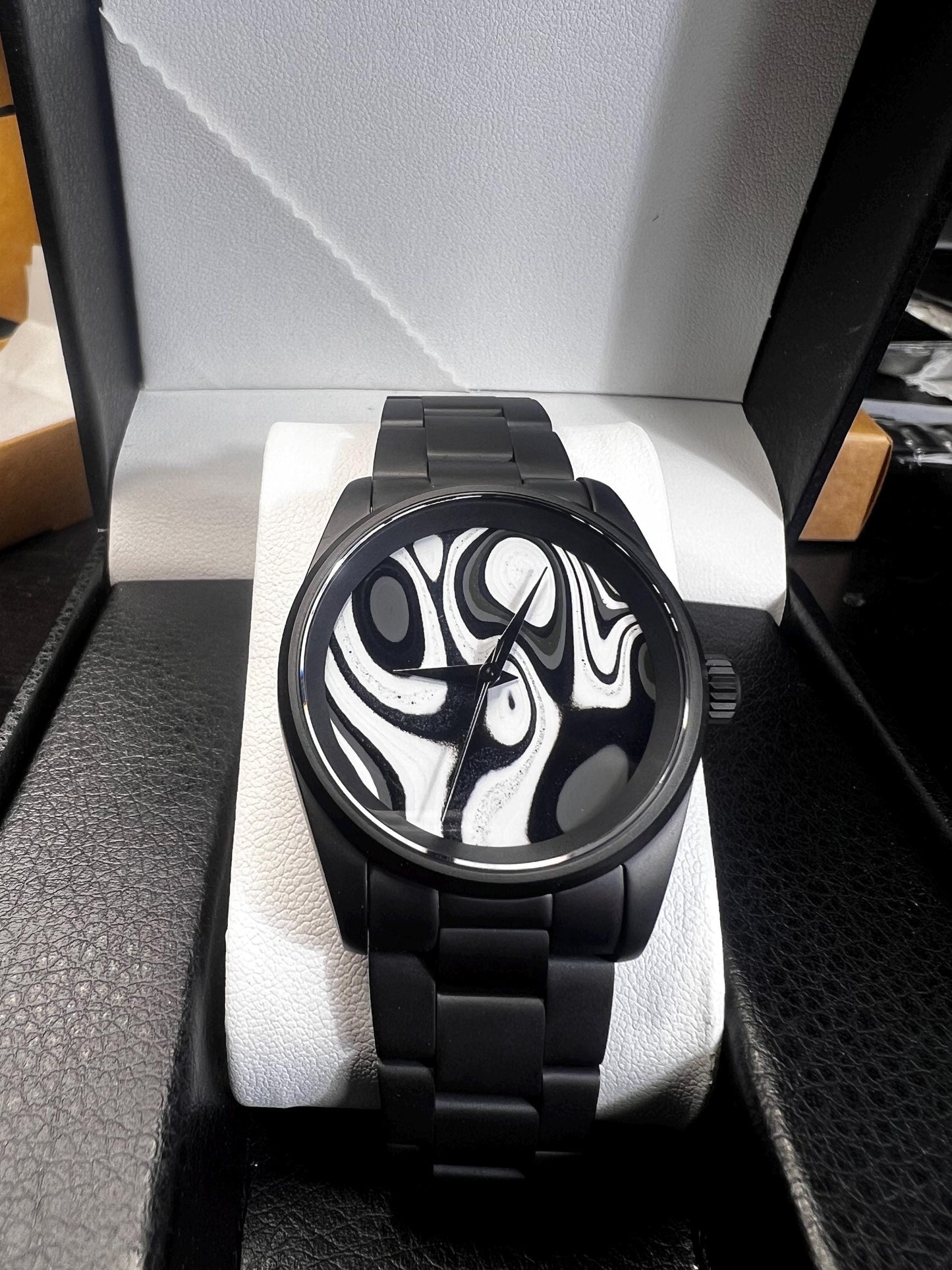 Premium Fordite watch powered by VK31 quartz movement