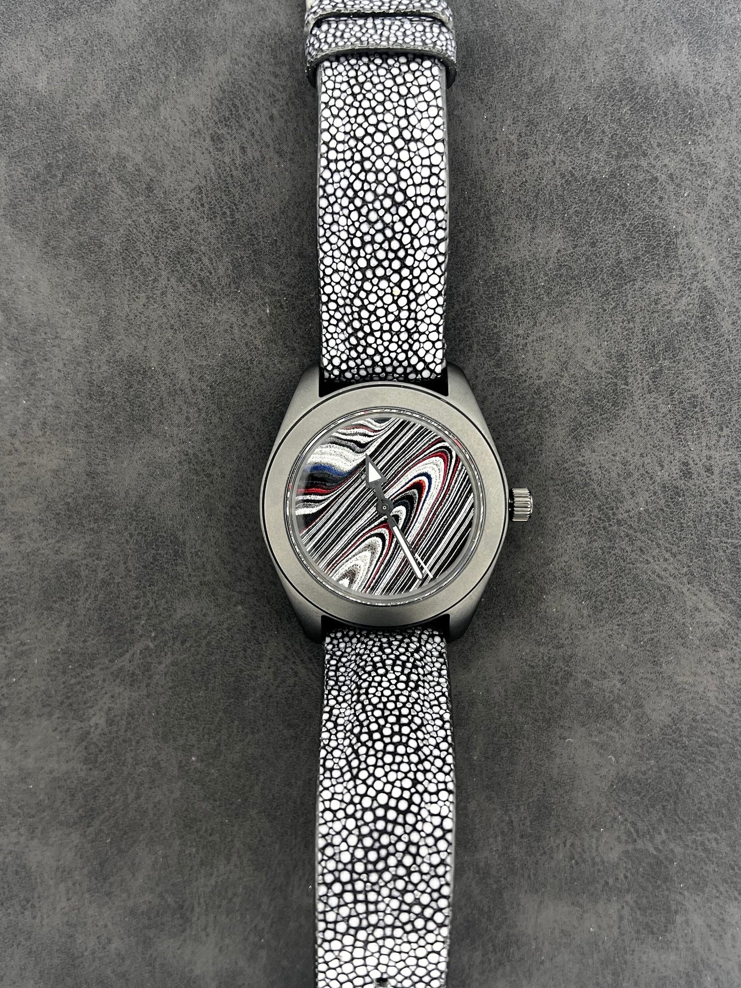 Fordite watch with ray strap (NH38 powered)