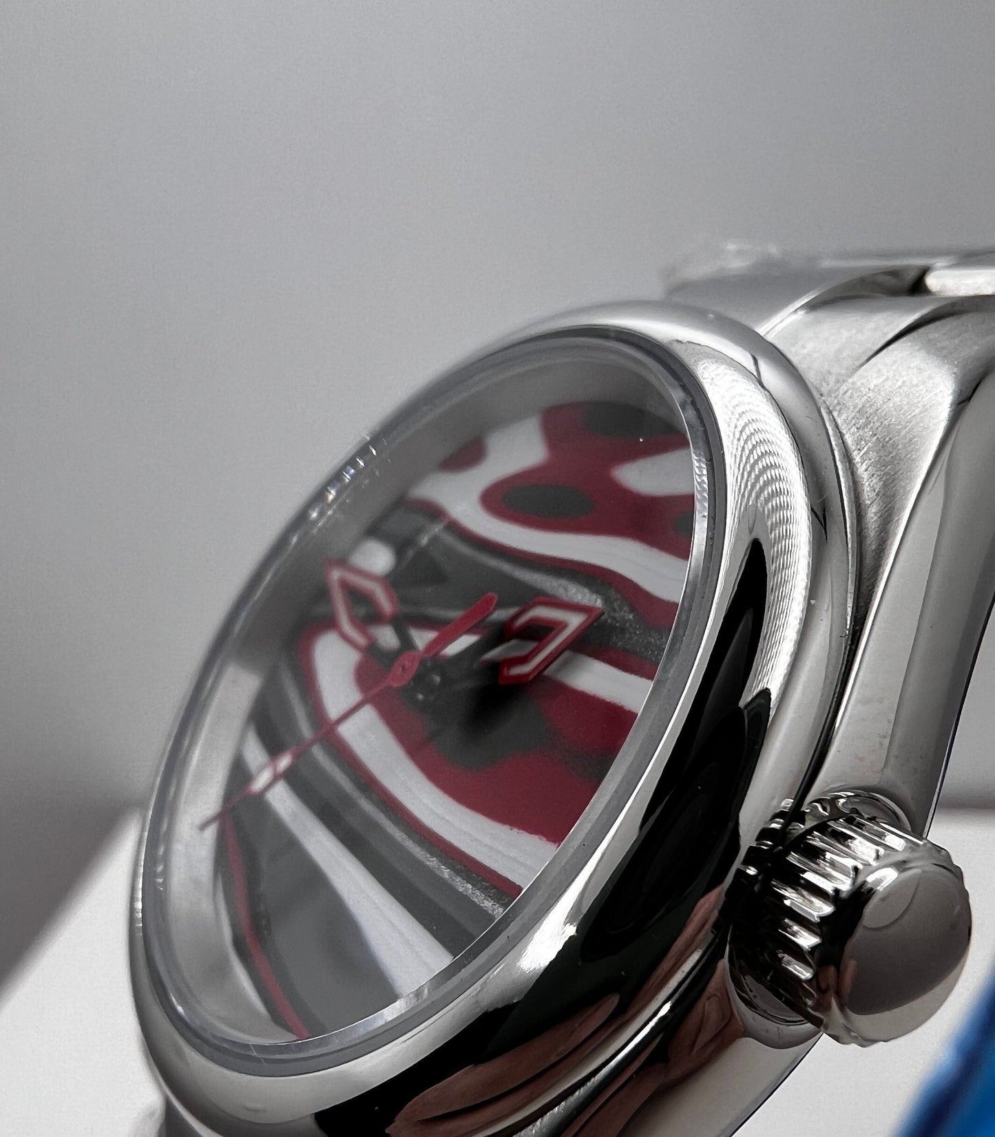 Bold red and olive green fordite watch (NH38 powered)