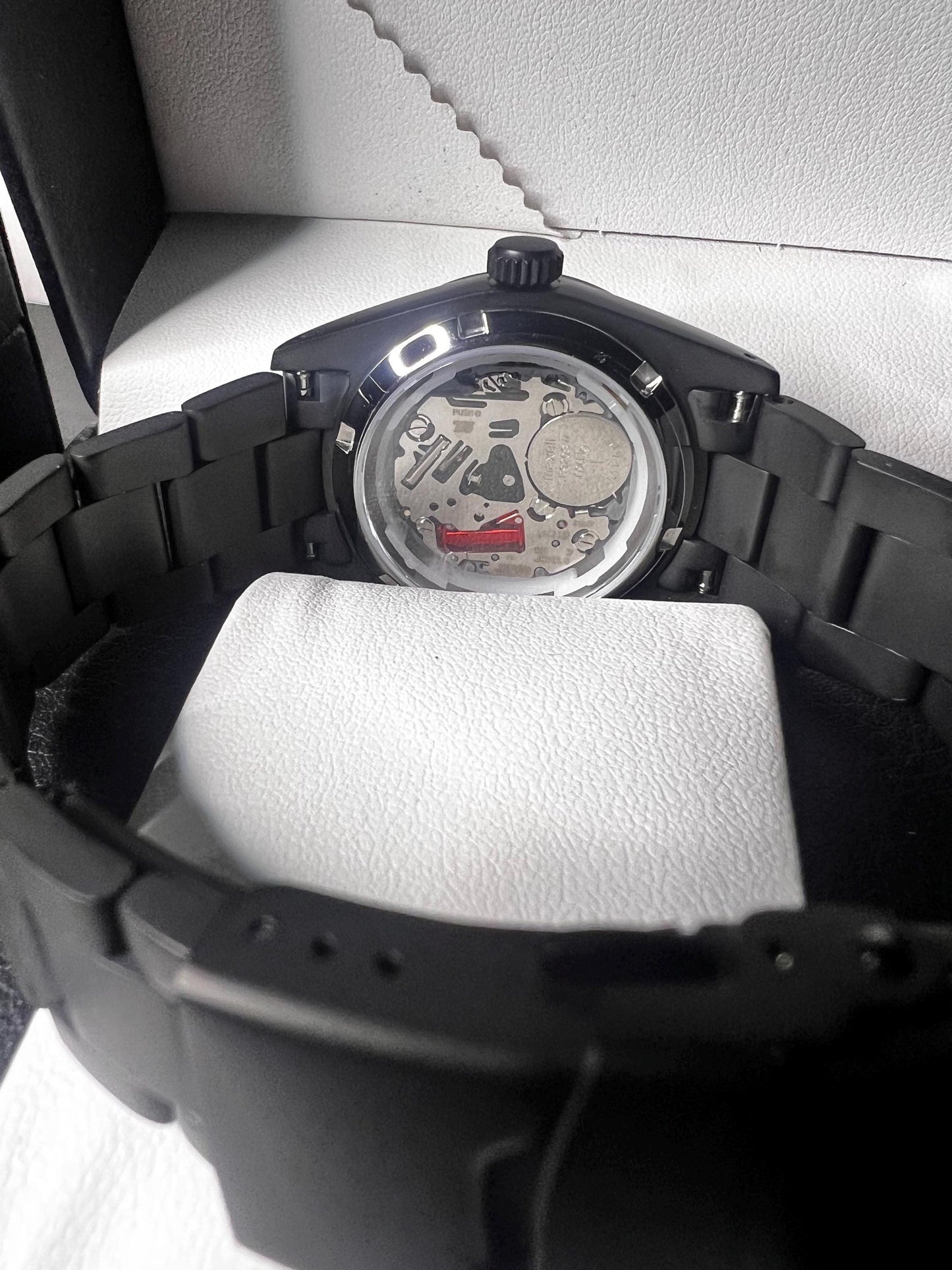 Premium Fordite watch powered by VK31 quartz movement