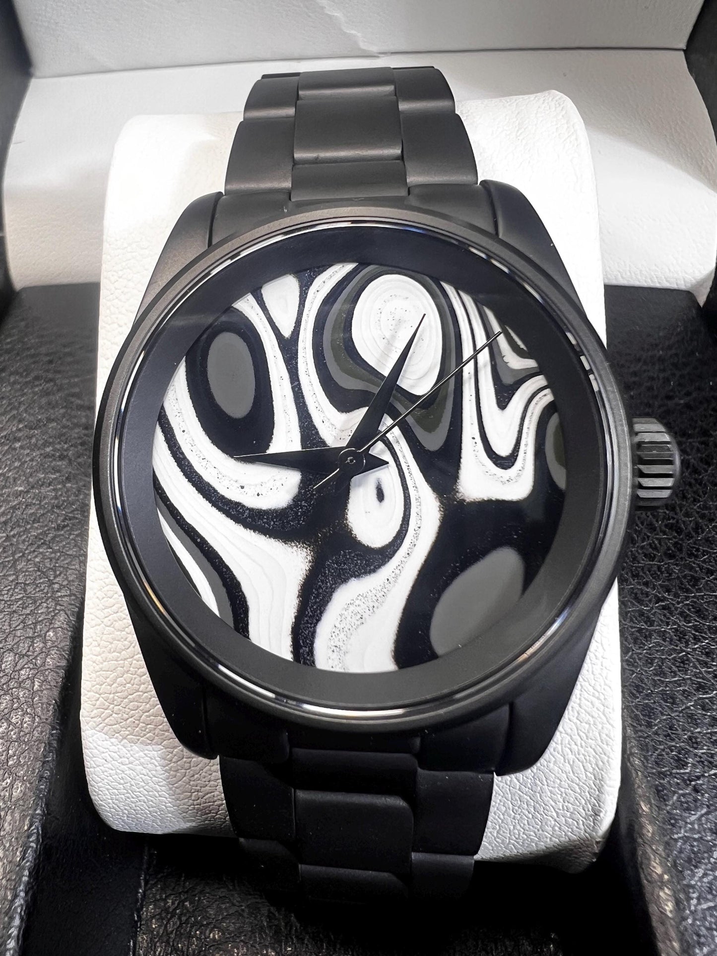 Premium Fordite watch powered by VK31 quartz movement