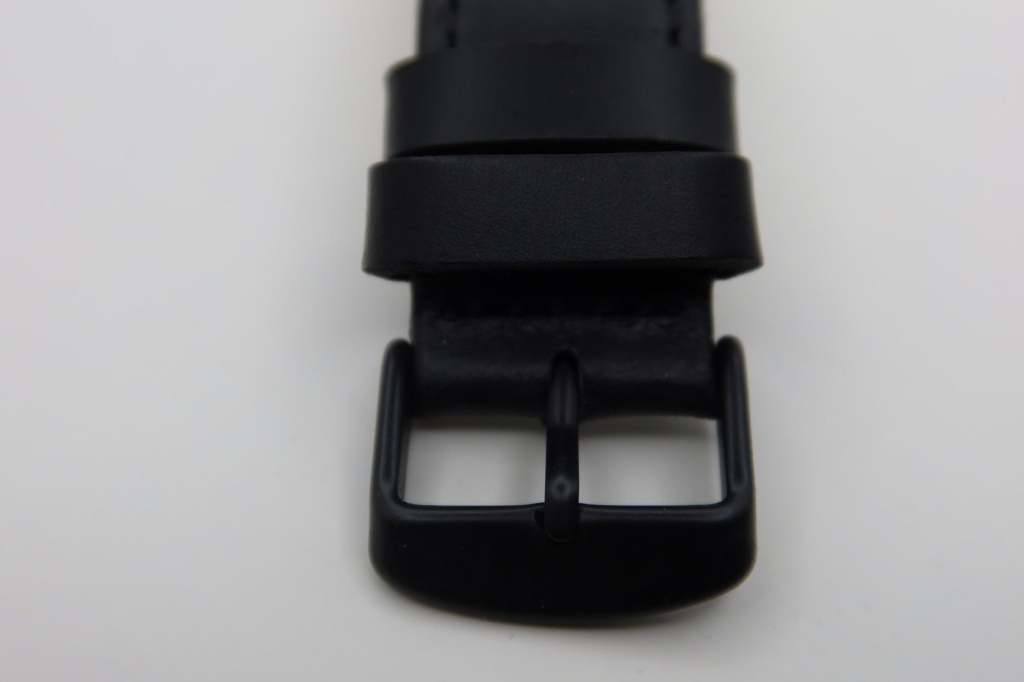 Black and white NH38 powered watch in Ando case
