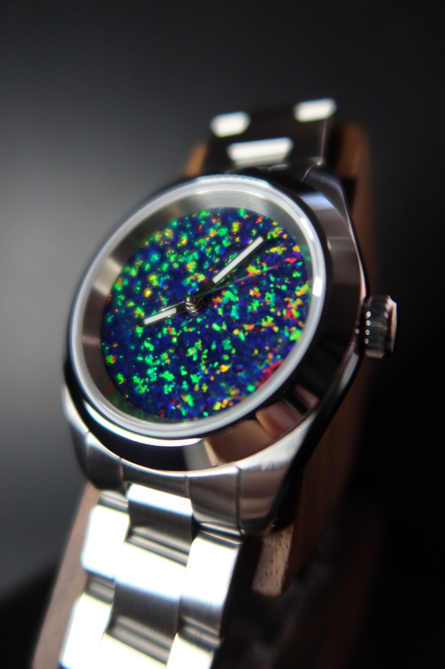 “Fire Lapis” limited edition automatic watch